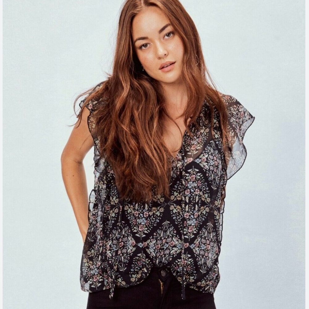 Lovestitch Black Chiffon Flutter Sleeve Blouse